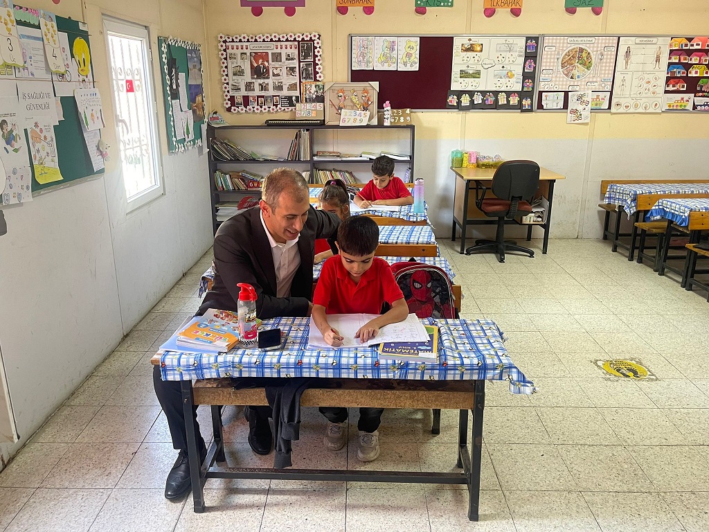 Kaymakamımız Irmakbaşı İlkokulunı Ziyaret Etti